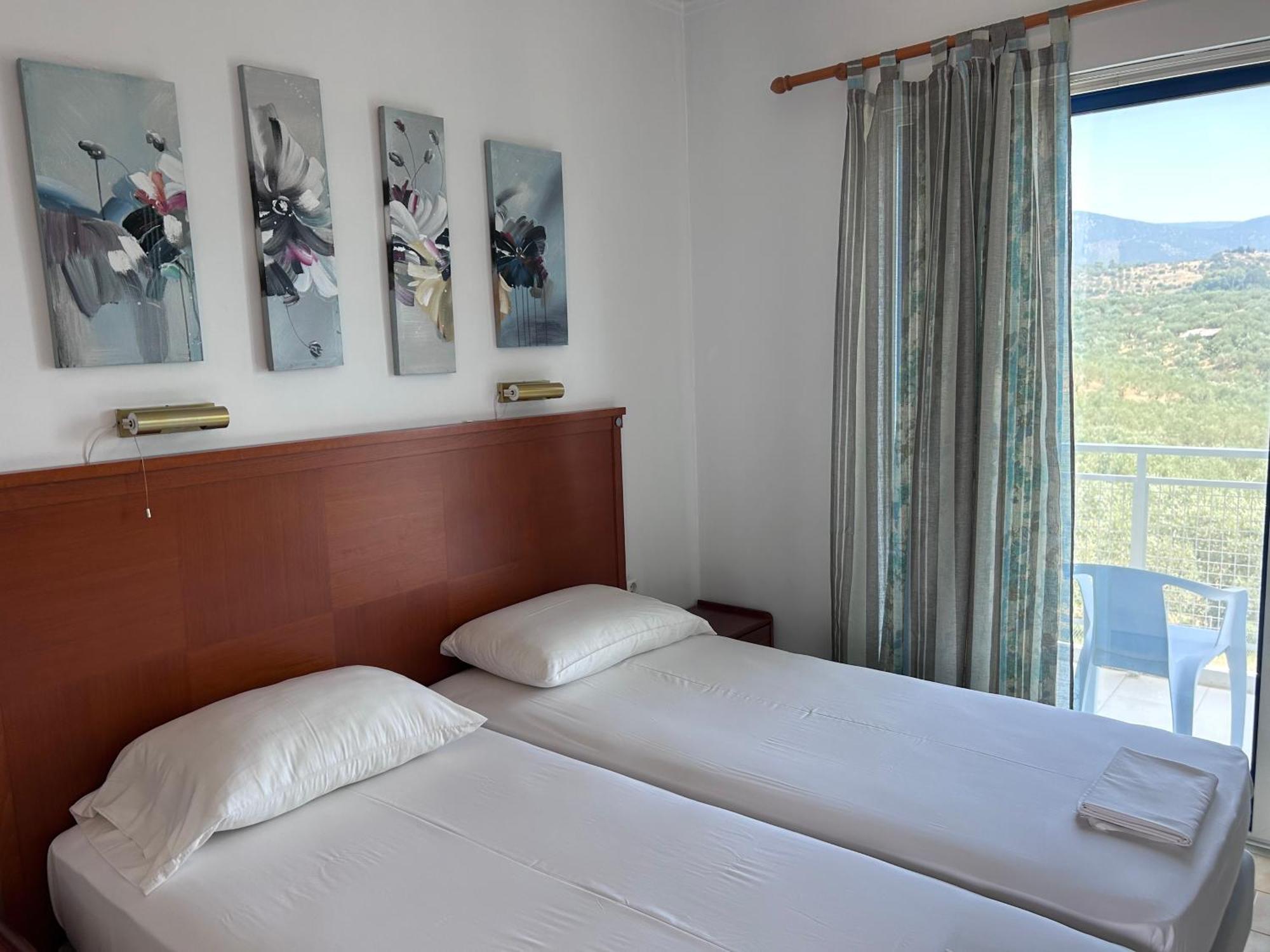 Bay Holiday Hotel & Spa Karavómilos Dış mekan fotoğraf