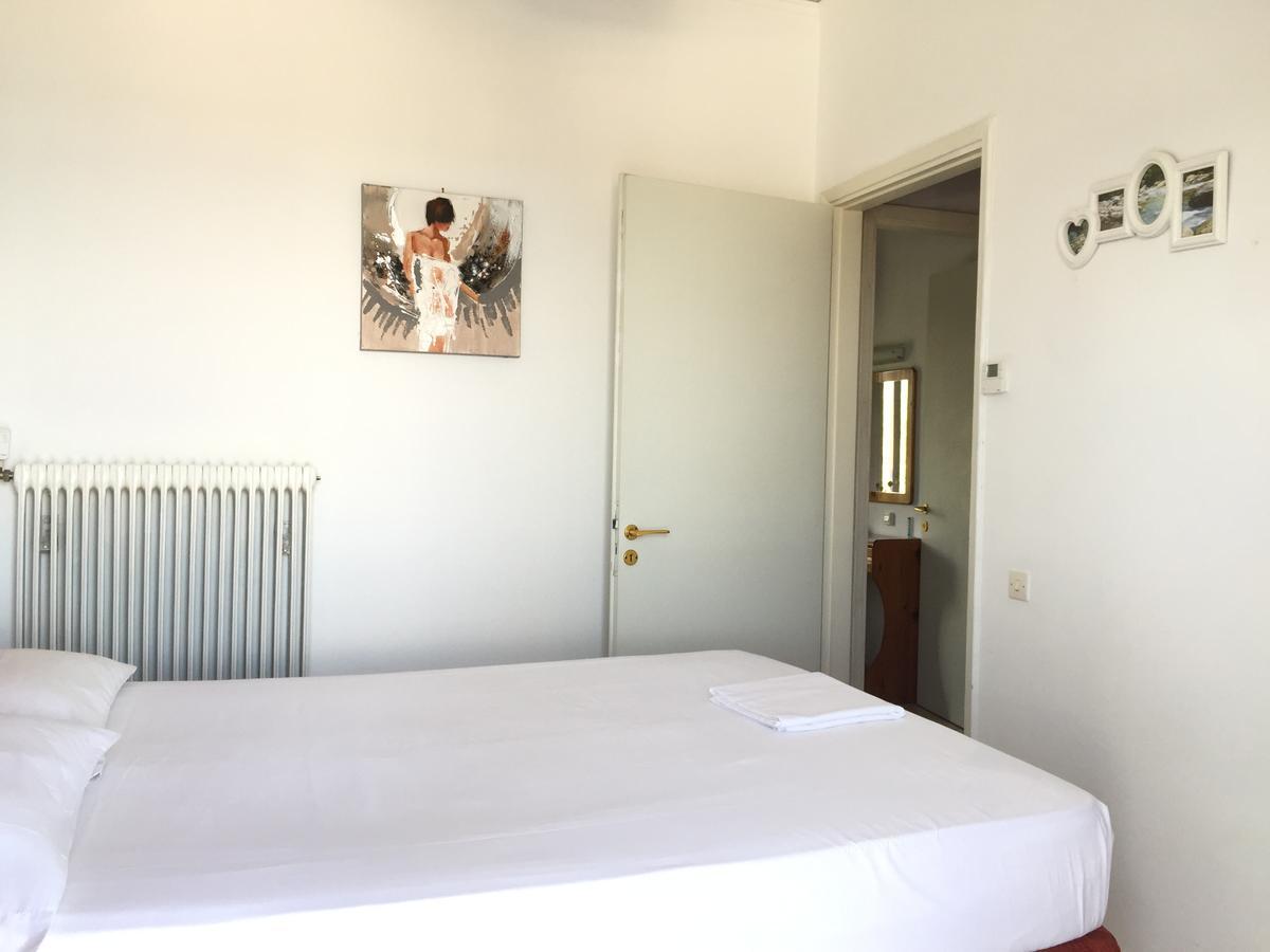 Bay Holiday Hotel & Spa Karavómilos Dış mekan fotoğraf